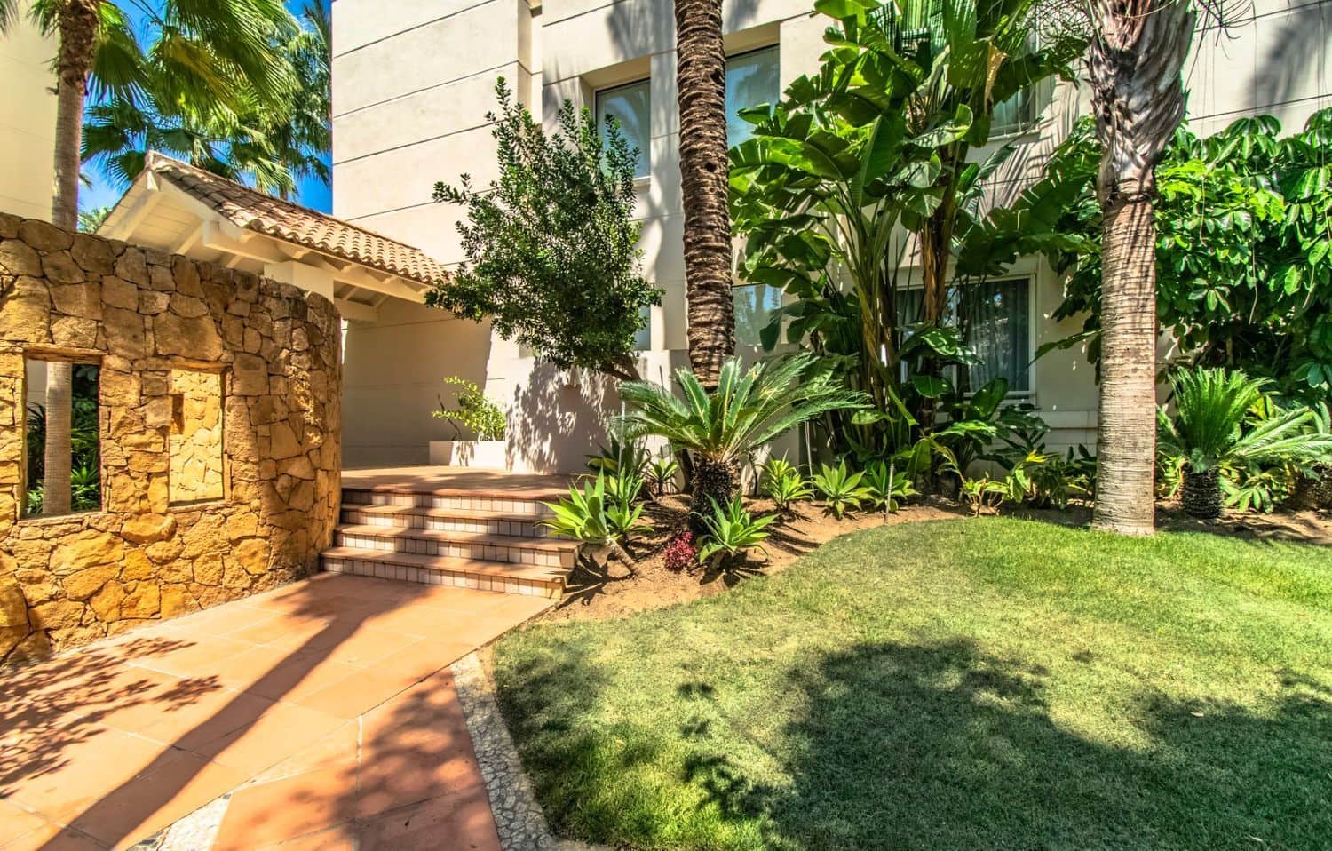 3 sypialnia Apartament na sprzedaż w Golden Mile z basenem garażem - 2 400 000 € (Ref: 8366813)