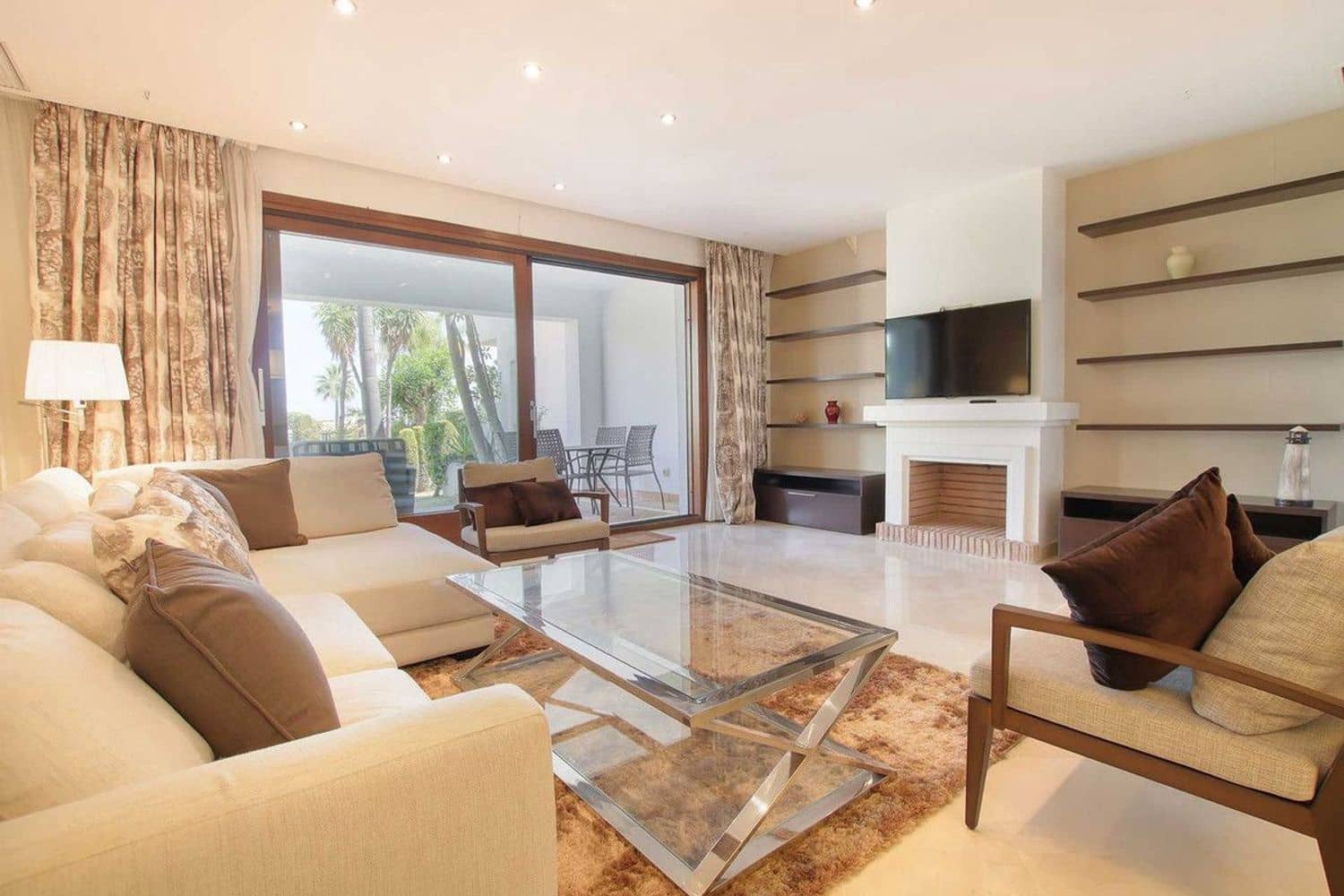 3 sovrum Hus till salu i Benahavis med pool garage - 745 000 € (Ref: 8615894)
