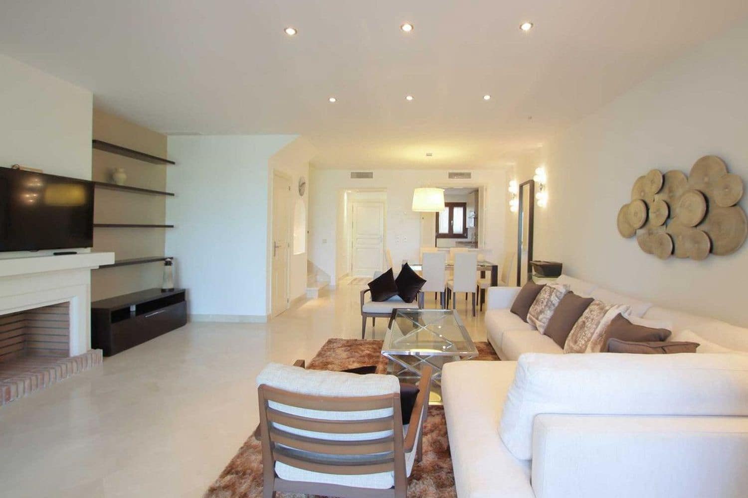 3 sovrum Hus till salu i Benahavis med pool garage - 745 000 € (Ref: 8615894)