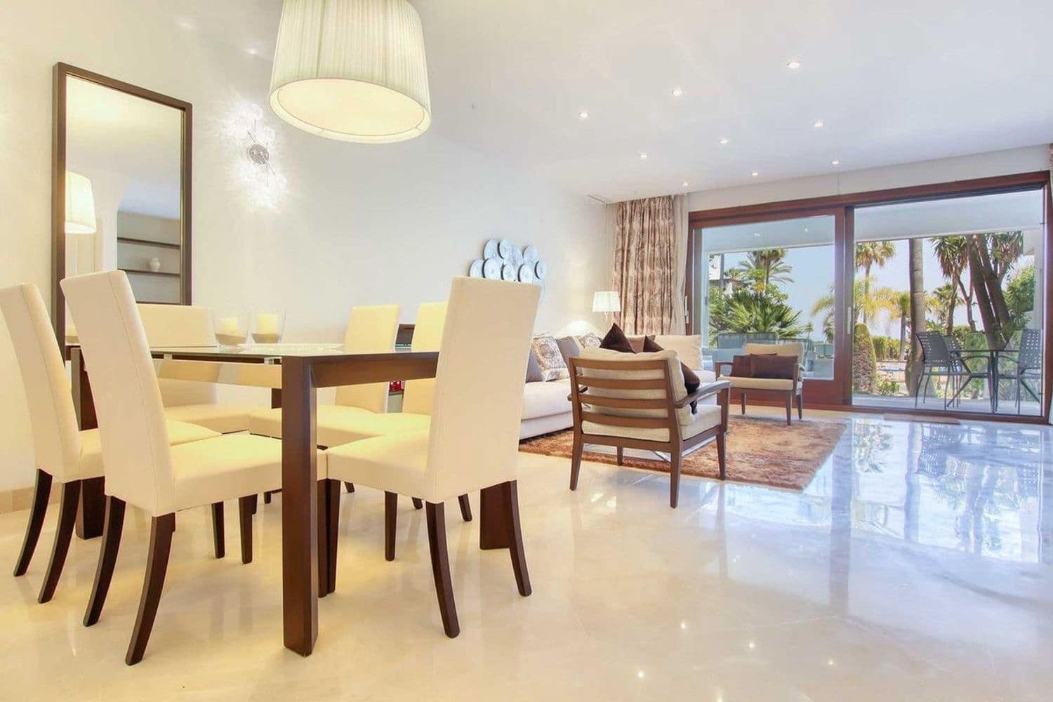 3 sovrum Hus till salu i Benahavis med pool garage - 745 000 € (Ref: 8615894)