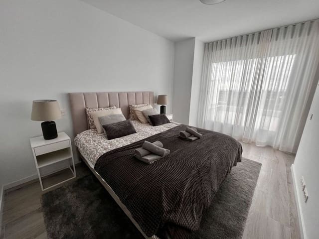 3 Zimmer Apartment zu verkaufen in Benamara - Atalaya, Estepona mit Pool Garage - 635.000 € (Ref: 8615897)