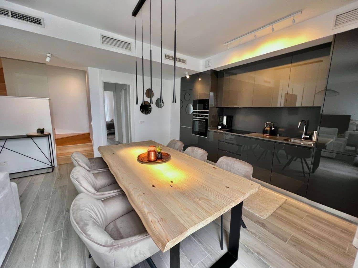 3 Zimmer Apartment zu verkaufen in New Golden Mile mit Pool Garage - 635.000 € (Ref: 8615897)