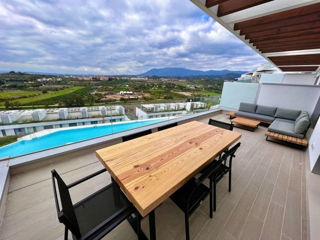 3 Zimmer Apartment zu verkaufen in Benamara - Atalaya, Estepona mit Pool Garage - 635.000 € (Ref: 8615897)