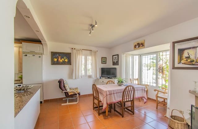 5 sypialnia Willa na sprzedaż w Valdeolletas - Las Cancelas - Xarblanca, Marbella z basenem garażem - 2 300 000 € (Ref: 8615927)