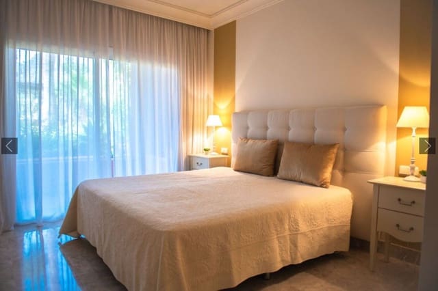 2 soverom Leilighet til salgs i Los Naranjos, Marbella med svømmebasseng garasje - € 565 000 (Ref: 8694610)