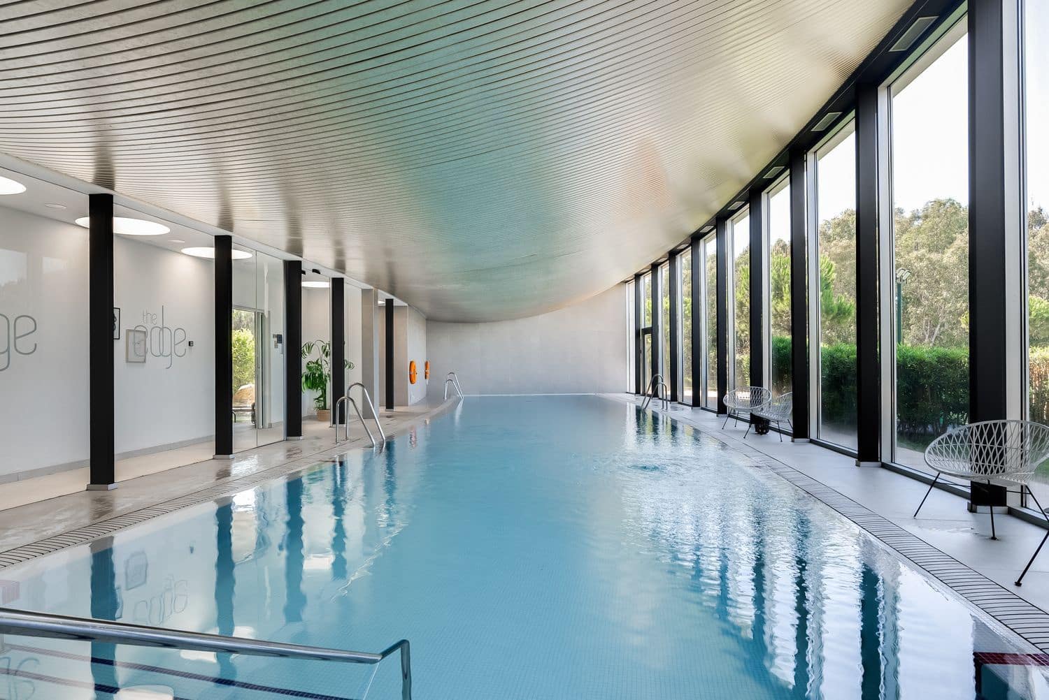 2 soveværelse Lejlighed til salg i Estepona med swimmingpool garage - € 948.000 (Ref: 8716103)