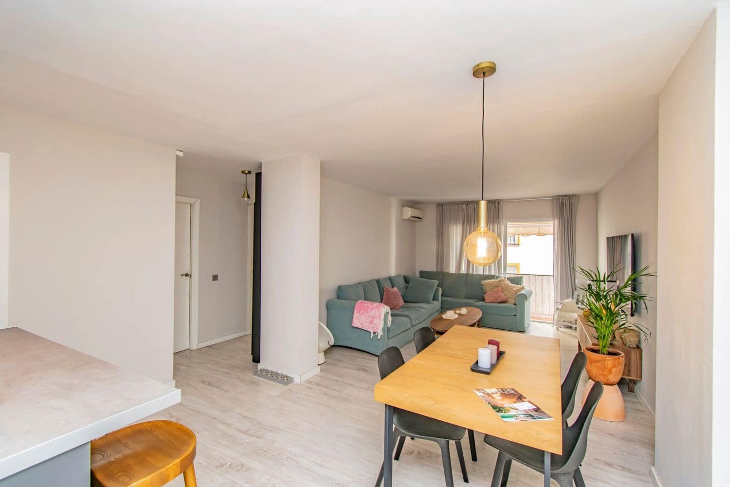 4 soverom Leilighet til salgs i Marbella med garasje - € 529 000 (Ref: 8765059)