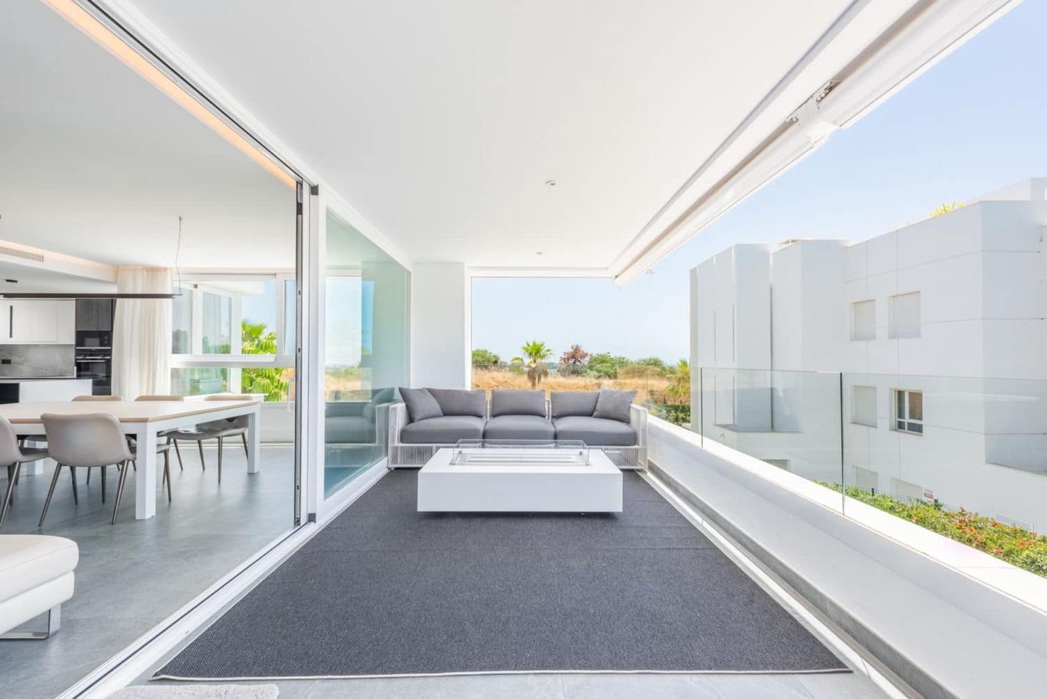 3 quarto Apartamento para venda em La Quinta com piscina garagem - 1 495 000 € (Ref: 8779330)