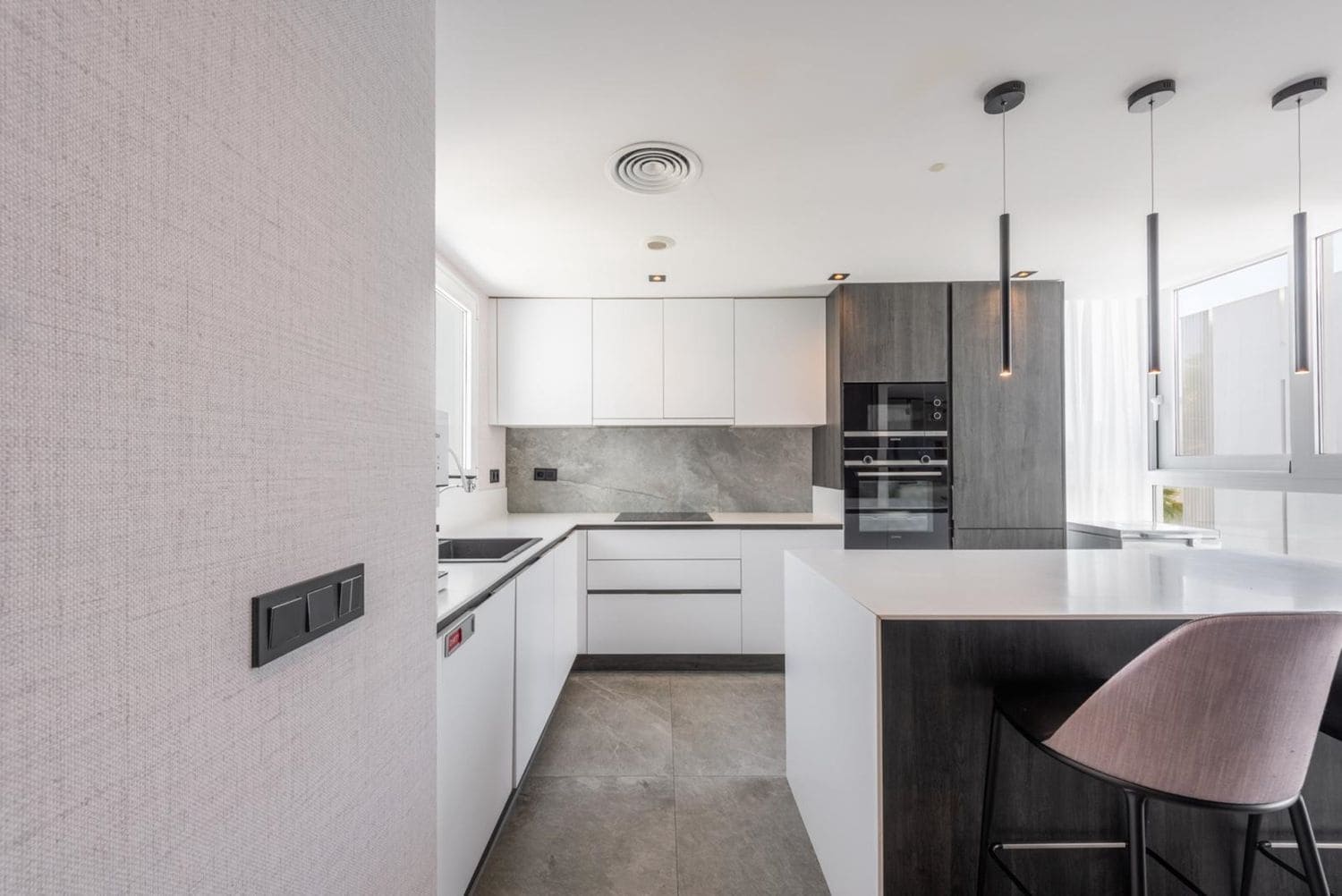 3 quarto Apartamento para venda em La Quinta com piscina garagem - 1 495 000 € (Ref: 8779330)