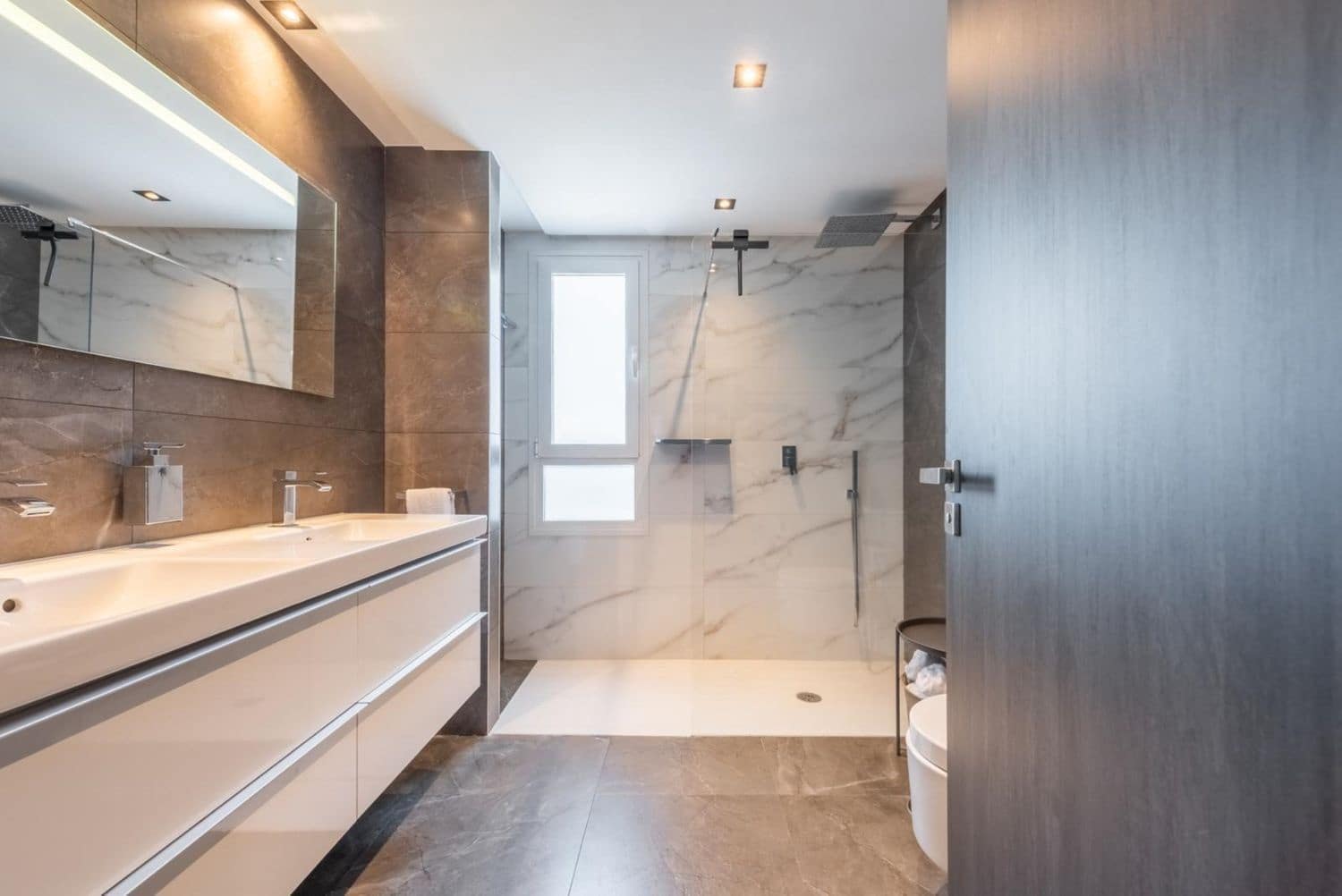 3 quarto Apartamento para venda em La Quinta com piscina garagem - 1 495 000 € (Ref: 8779330)