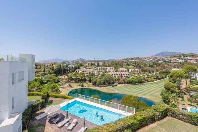 3 chambre Appartement à vendre à La Quinta, Benahavís avec piscine garage - 1 495 000 € (Ref: 8779330)
