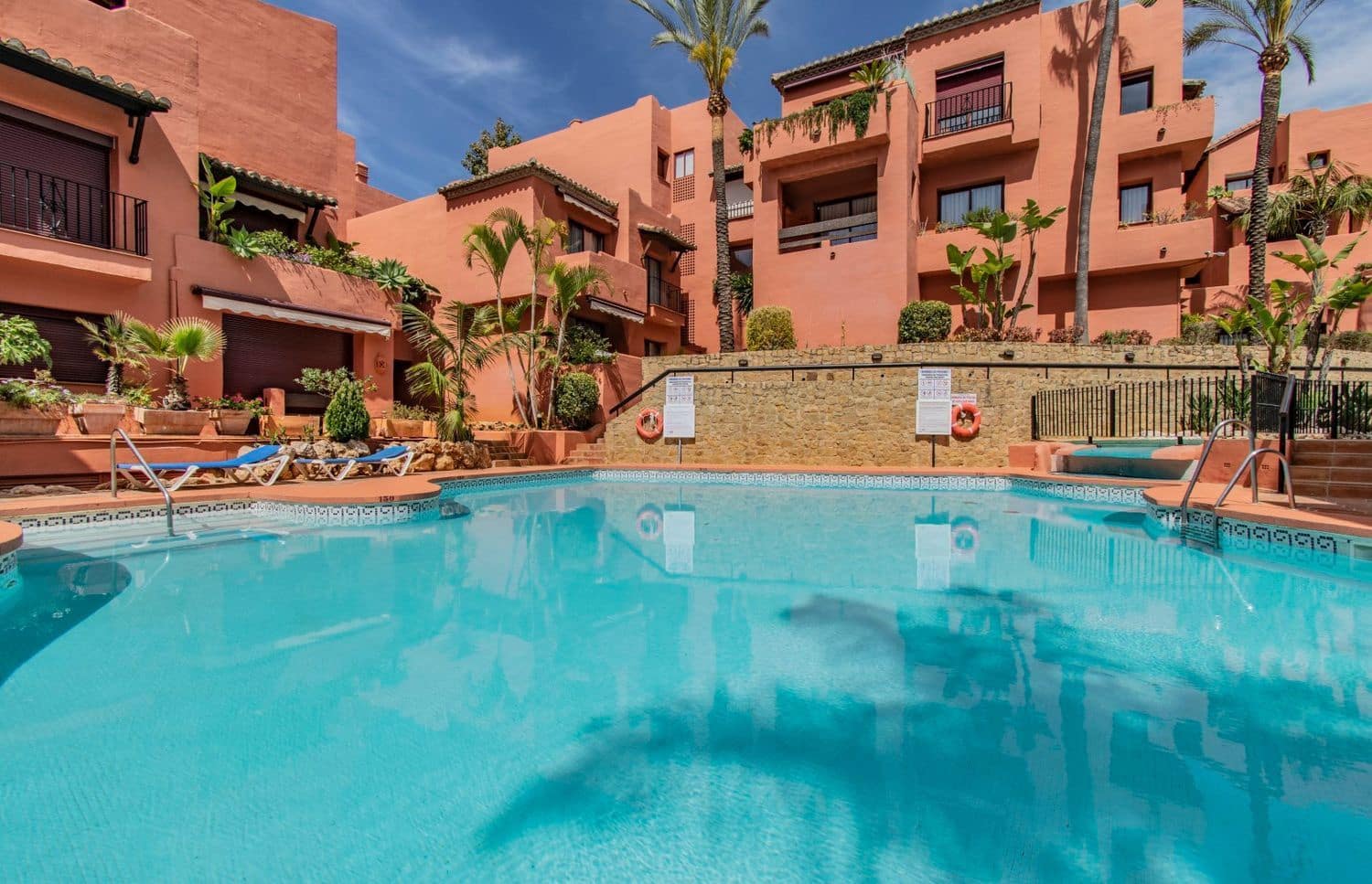 3 soveværelse Lejlighed til salg i Marbella med swimmingpool garage - € 475.000 (Ref: 8795621)