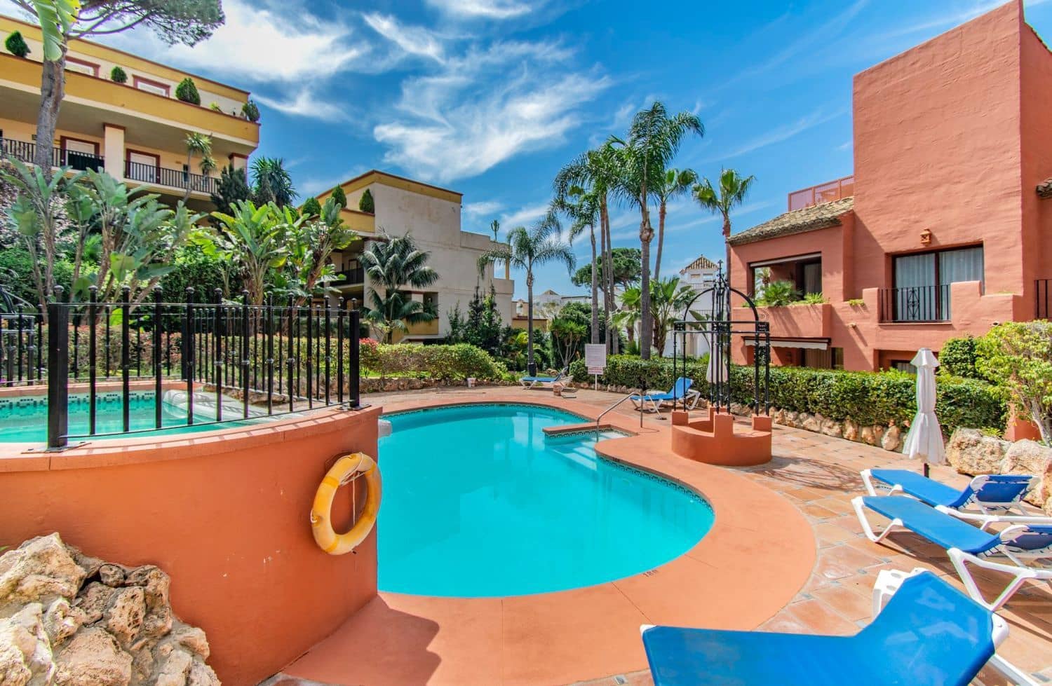 3 soveværelse Lejlighed til salg i Marbella med swimmingpool garage - € 475.000 (Ref: 8795621)