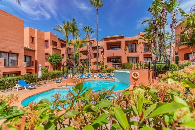 3 soveværelse Lejlighed til salg i Romana Playa, Marbella med swimmingpool garage - € 475.000 (Ref: 8795621)