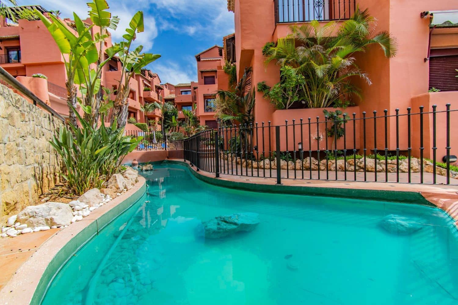 3 soveværelse Lejlighed til salg i Marbella med swimmingpool garage - € 475.000 (Ref: 8795621)