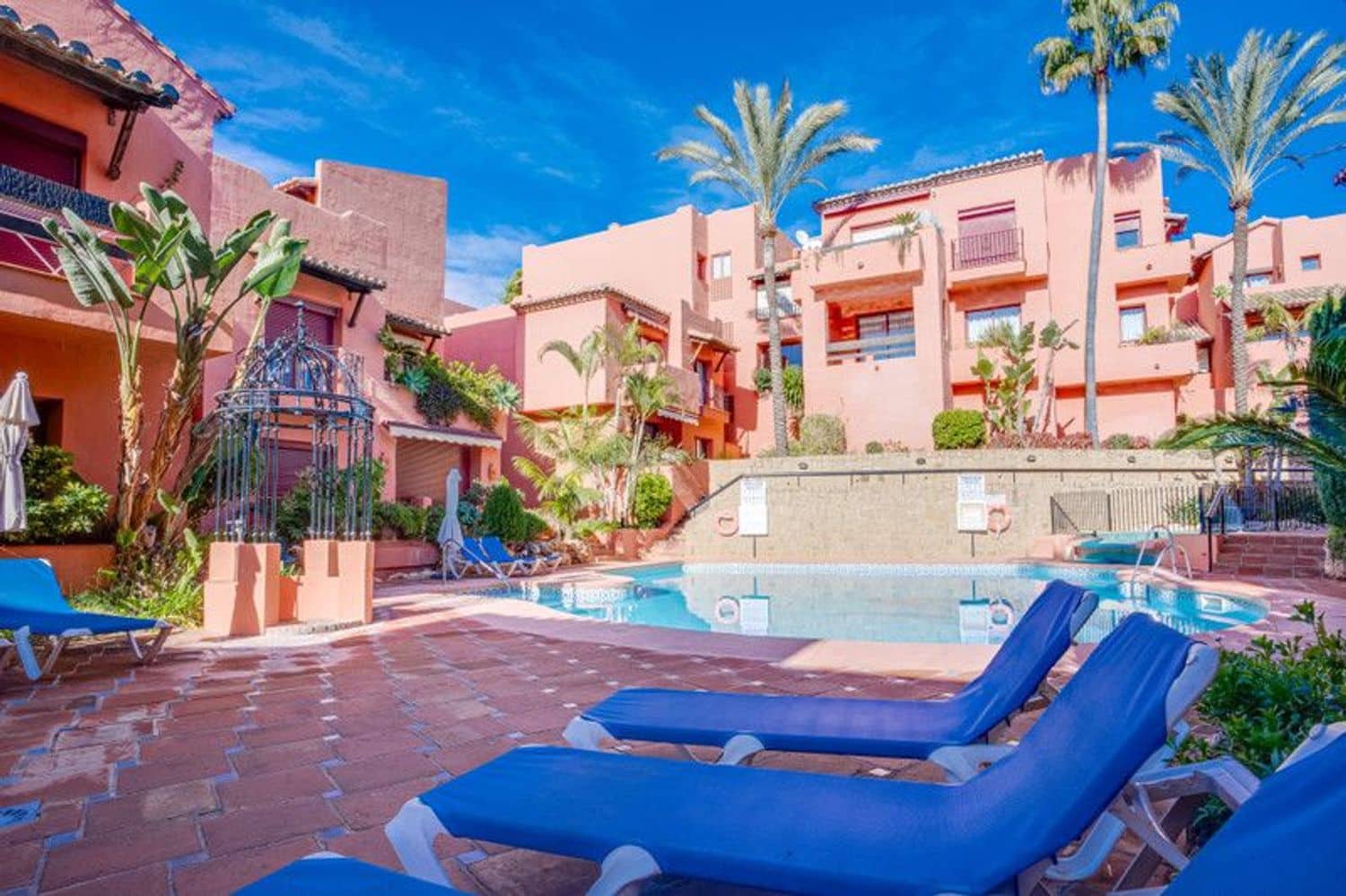 3 soveværelse Lejlighed til salg i Marbella med swimmingpool garage - € 475.000 (Ref: 8795621)