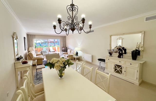 2 chambre Appartement à vendre à Puerto Banus, Marbella avec piscine garage - 850 000 € (Ref: 8813597)