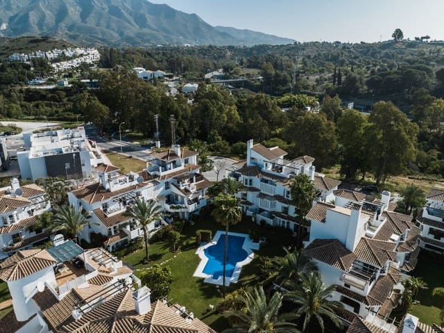 2 soverom Leilighet til salgs i La Dama de Noche - La Alzambra, Marbella med svømmebasseng garasje - € 409 500 (Ref: 8821190)