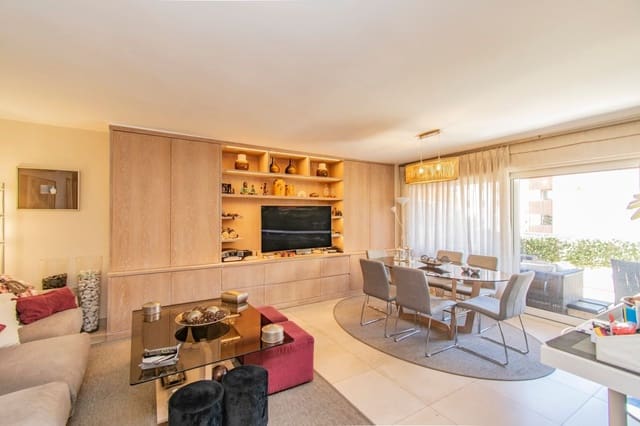 3 chambre Appartement à vendre à Playa de Fontanilla, Marbella avec piscine garage - 995 000 € (Ref: 8824618)