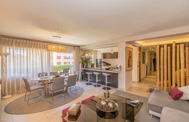 3 chambre Appartement à vendre à Playa de Fontanilla, Marbella avec piscine garage - 995 000 € (Ref: 8824618)