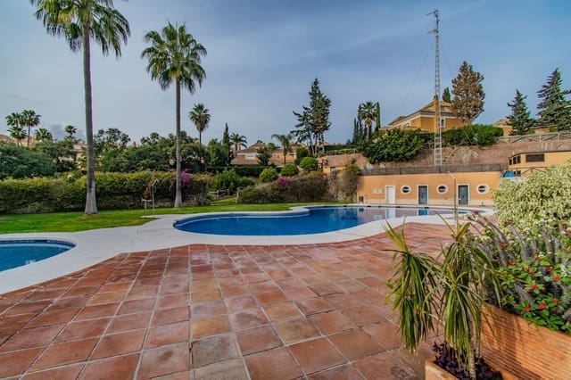 3 quarto Casa em Banda para venda em Santa Clara, Marbella com piscina garagem - 1 495 000 € (Ref: 8844206)