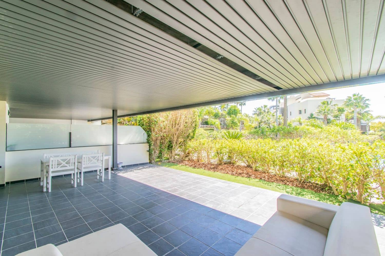 2 soverom Leilighet til salgs i Los Flamingos med svømmebasseng garasje - € 395 000 (Ref: 8844207)