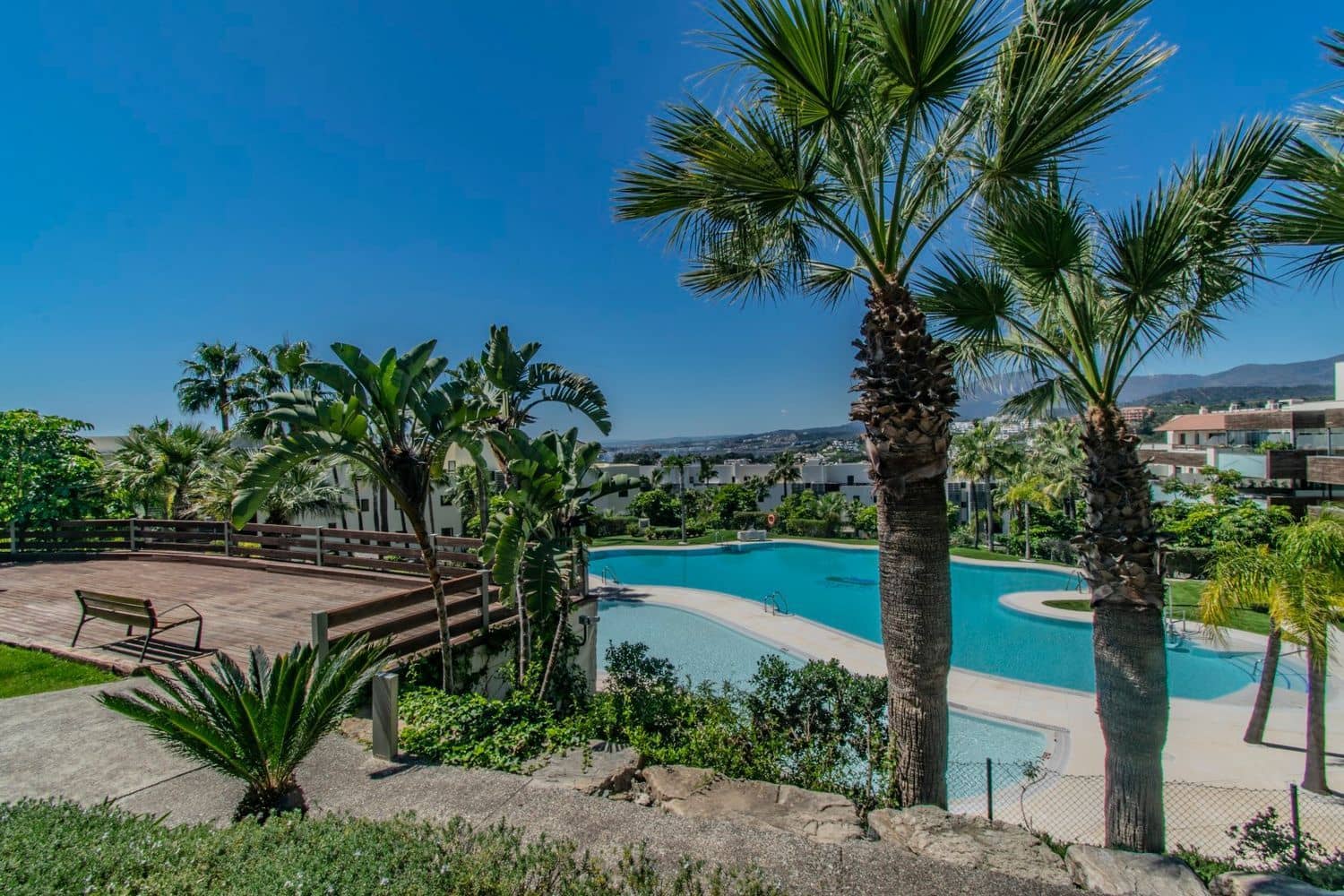 2 soverom Leilighet til salgs i Los Flamingos med svømmebasseng garasje - € 395 000 (Ref: 8844207)