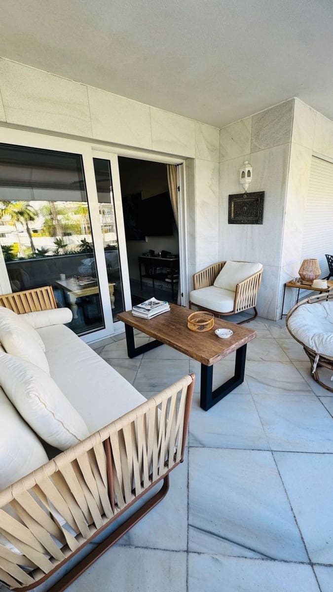 3 sovrum Lägenhet till salu i Puerto Banus med pool garage - 2 200 000 € (Ref: 8889146)