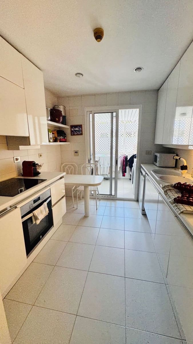 3 sovrum Lägenhet till salu i Puerto Banus med pool garage - 2 200 000 € (Ref: 8889146)