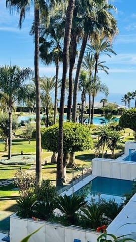 3 chambre Appartement à vendre à Puerto Banus, Marbella avec piscine garage - 2 200 000 € (Ref: 8889146)
