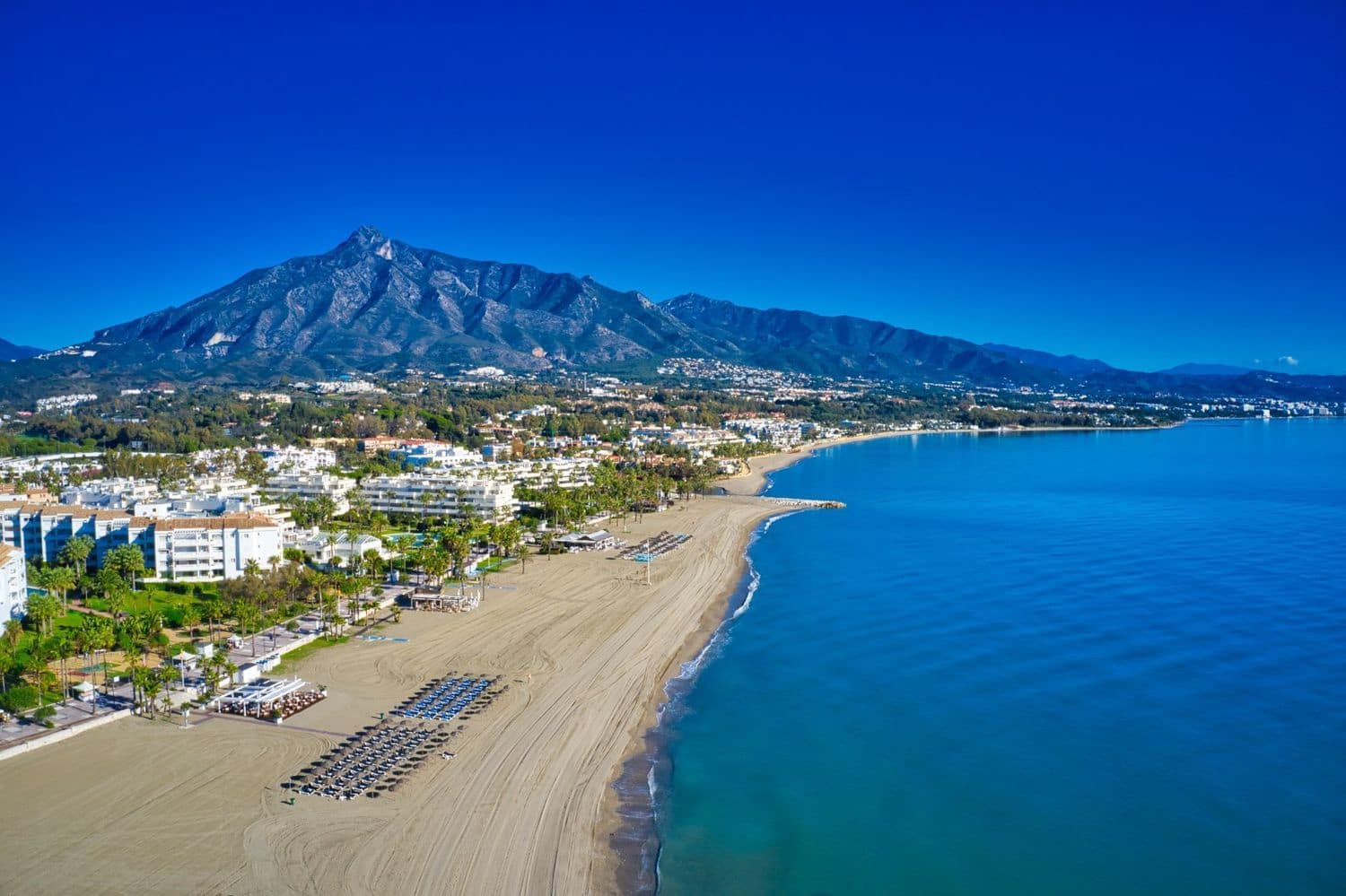 3 sovrum Lägenhet till salu i Puerto Banus med pool garage - 2 200 000 € (Ref: 8889146)