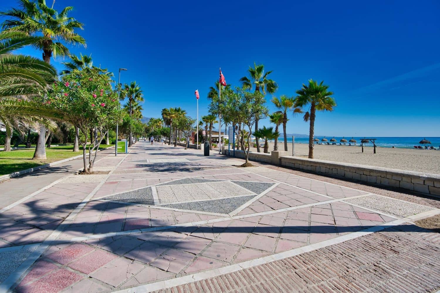 3 sovrum Lägenhet till salu i Puerto Banus med pool garage - 2 200 000 € (Ref: 8889146)