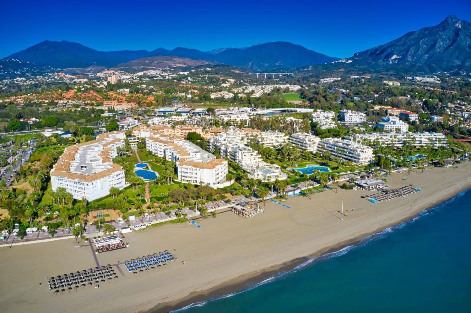 3 sovrum Lägenhet till salu i Puerto Banus med pool garage - 2 200 000 € (Ref: 8889146)