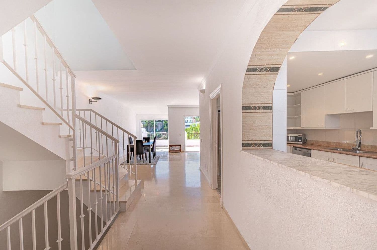 Casa de 3 habitaciones en La Quinta en venta con garaje - 649.000 € (Ref: 8938465)