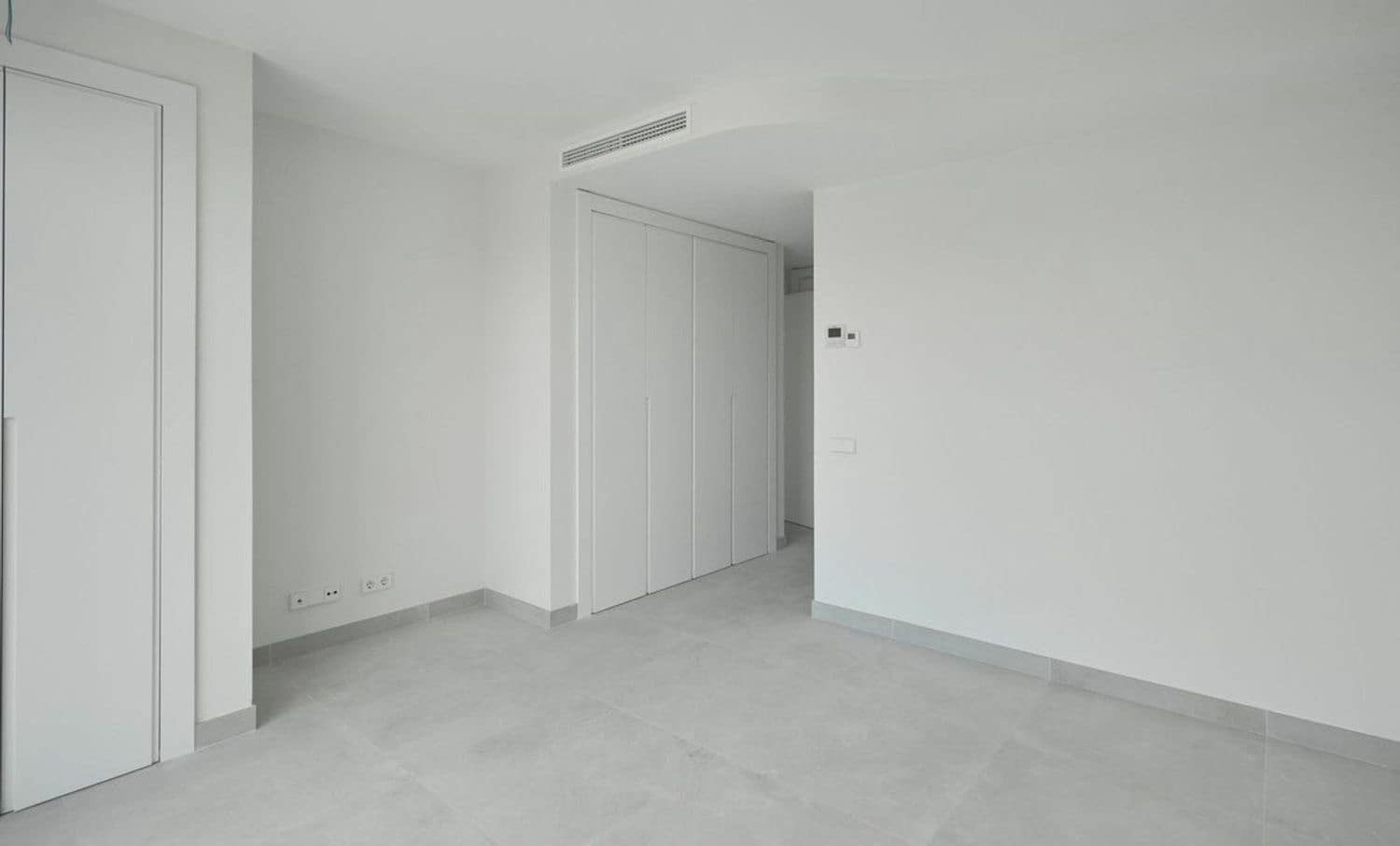 4 bedroom Townhouse for sale in San Pedro de Alcantara with pool garage - € 1,150,000 (Ref: 8962185)