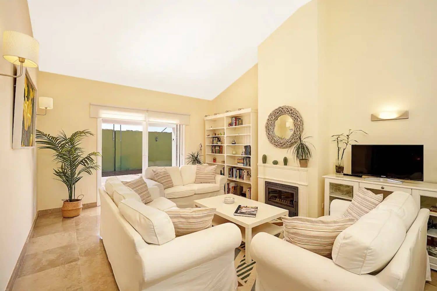 Chalet de 4 habitaciones en Marbella en venta con piscina garaje - 965.000 € (Ref: 8980114)