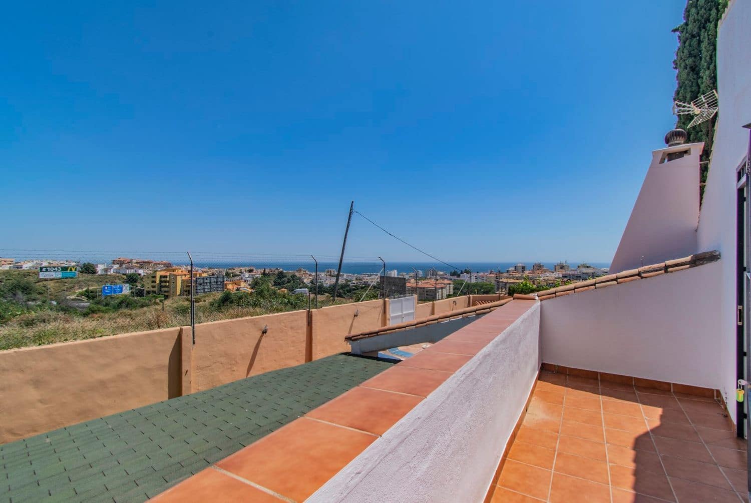 Chalet de 4 habitaciones en Marbella en venta con piscina garaje - 965.000 € (Ref: 8980114)