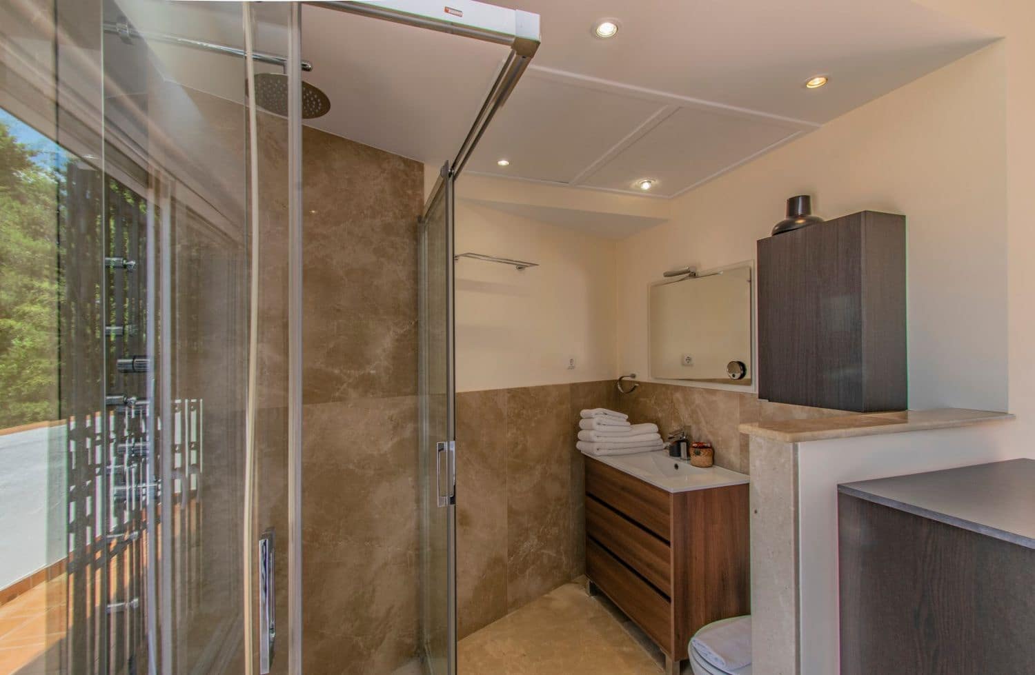 Chalet de 4 habitaciones en Marbella en venta con piscina garaje - 965.000 € (Ref: 8980114)