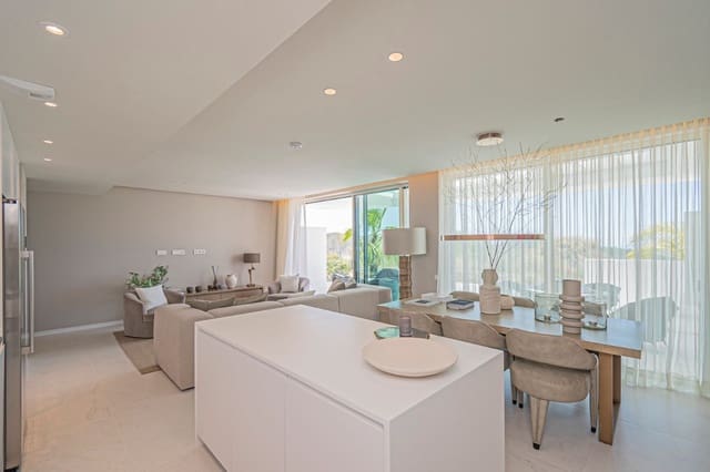 2 chambre Appartement à vendre à Ojen avec piscine garage - 850 000 € (Ref: 9008463)
