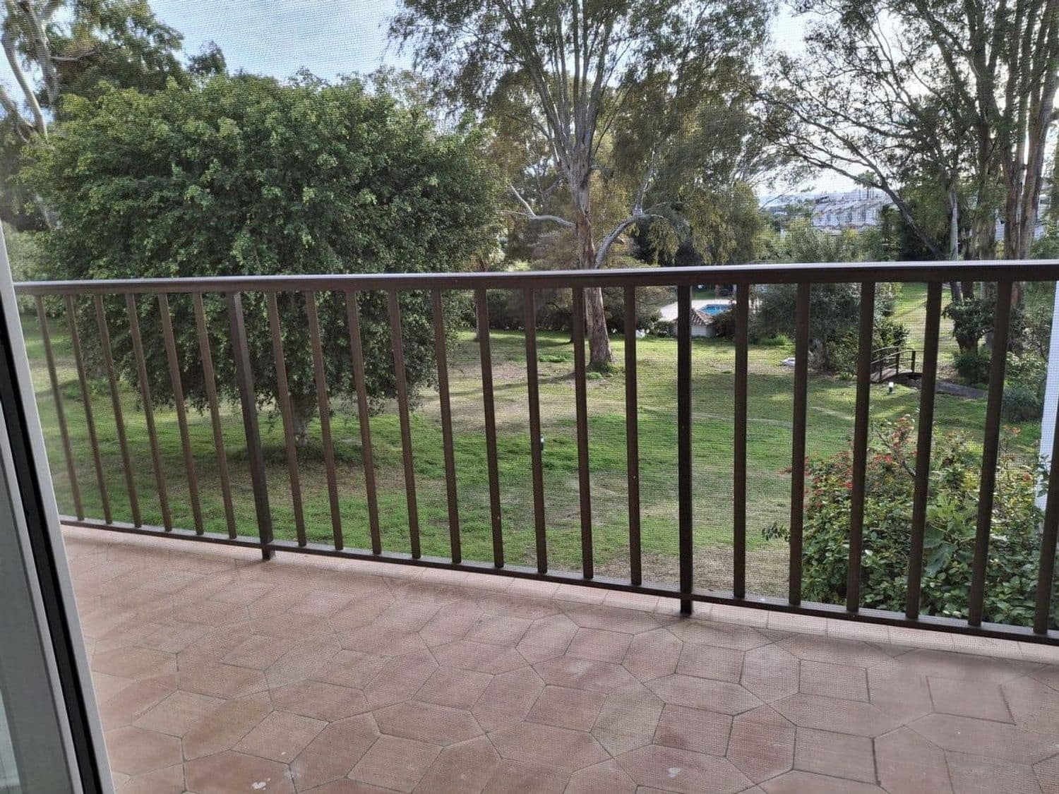 2 quarto Casa em Banda para venda em New Golden Mile com piscina garagem - 350 000 € (Ref: 9797535)