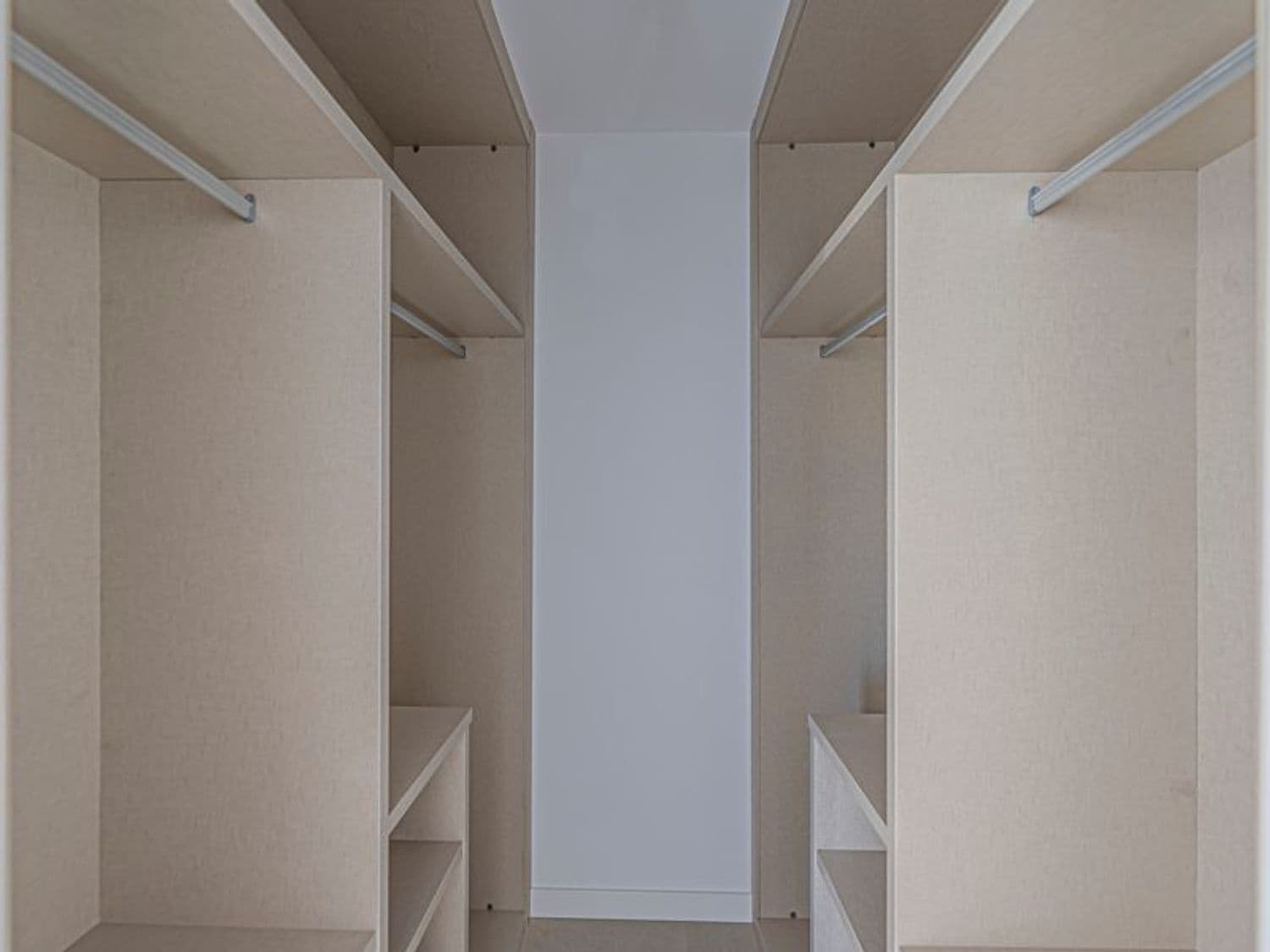 4 quarto Casa em Banda para venda em New Golden Mile com piscina garagem - 1 065 000 € (Ref: 9797536)