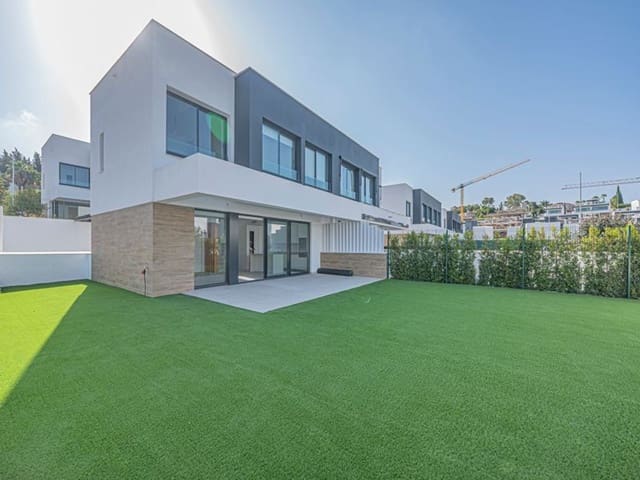 4 slaapkamer Huis te koop in El Paraiso, Estepona met zwembad garage - € 960.000 (Ref: 9797536)