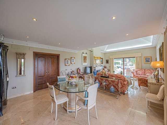 4 Zimmer Villa zu verkaufen in La Cala Golf - Lagar Martell, Mijas mit Pool Garage - 1.899.500 € (Ref: 9797537)