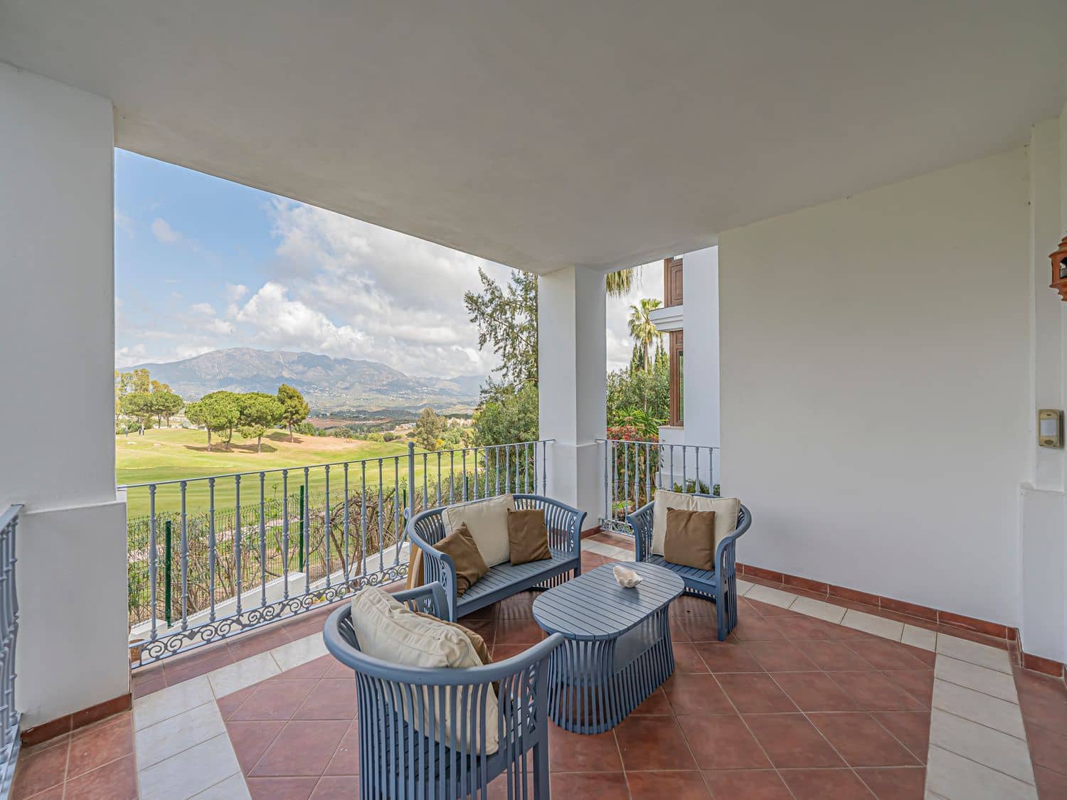 4 soveværelse Villa til salg i Mijas med swimmingpool garage - € 1.899.500 (Ref: 9797537)