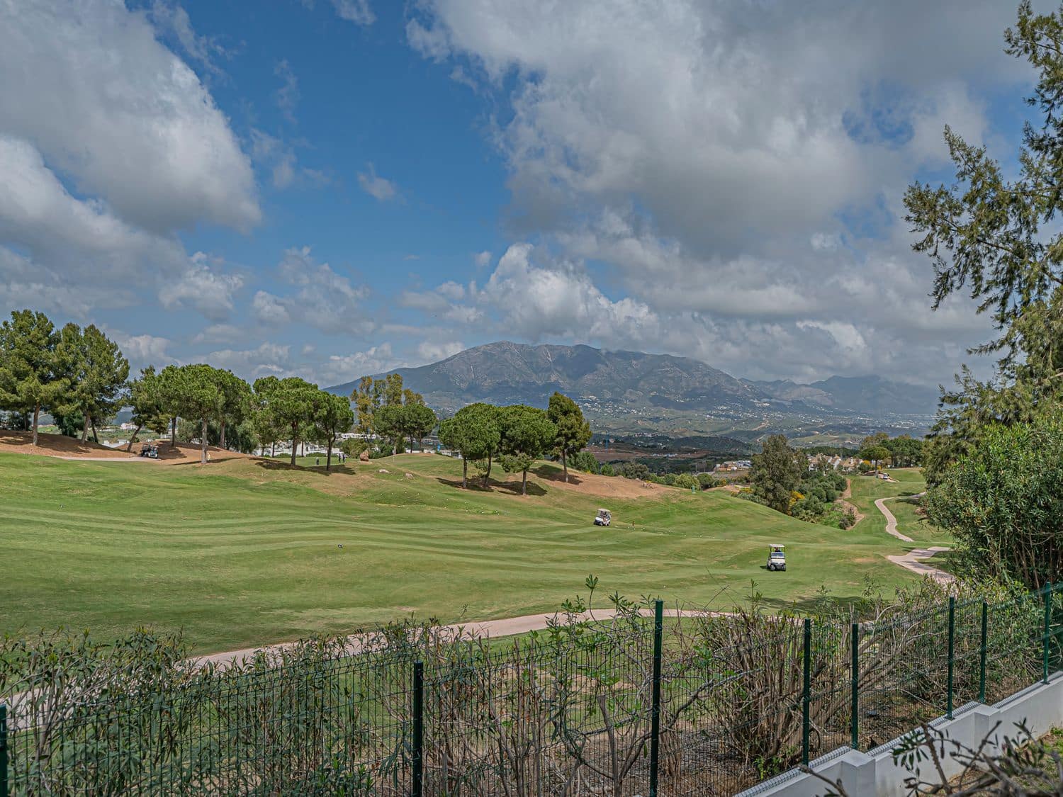 4 soveværelse Villa til salg i Mijas med swimmingpool garage - € 1.899.500 (Ref: 9797537)