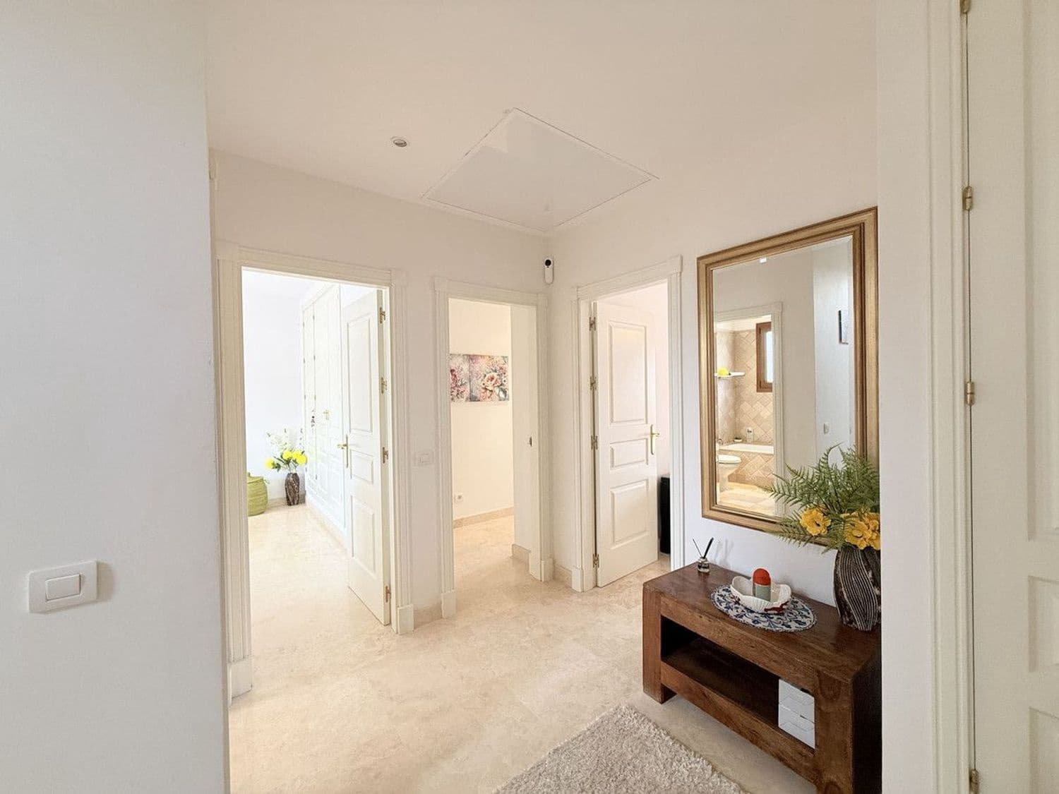 4 bedroom Townhouse for sale in New Golden Mile with pool garage - € 800,000 (Ref: 9797540)