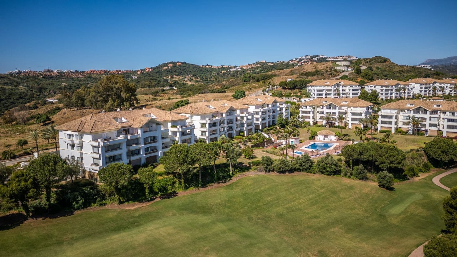 3 chambre Appartement à vendre à Mijas avec piscine garage - 475 000 € (Ref: 9797542)