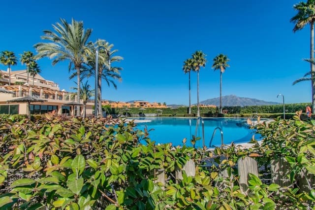 2 sovrum Lägenhet till salu i El Paraíso, Benahavís med pool garage - 459 000 € (Ref: 9797545)