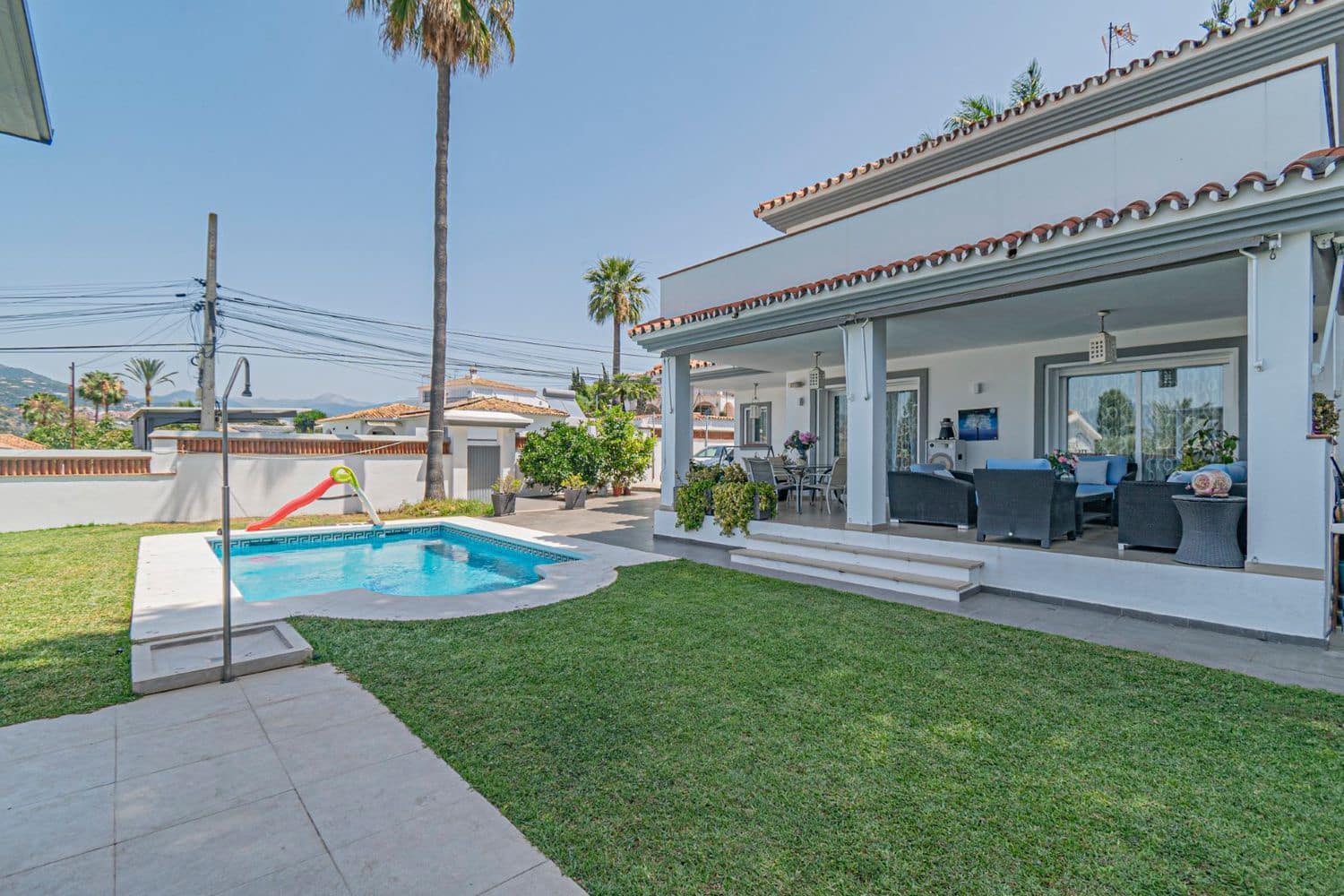 5 bedroom Villa for sale in San Pedro de Alcantara with pool garage - € 1,950,000 (Ref: 9797546)