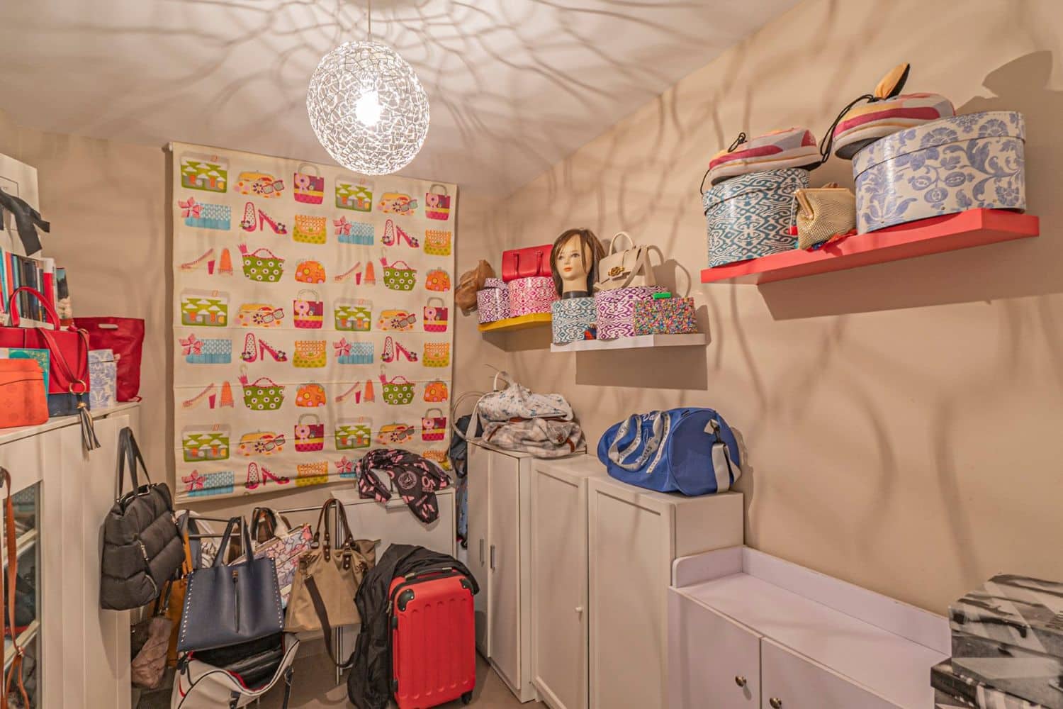 5 bedroom Villa for sale in San Pedro de Alcantara with pool garage - € 1,950,000 (Ref: 9797546)